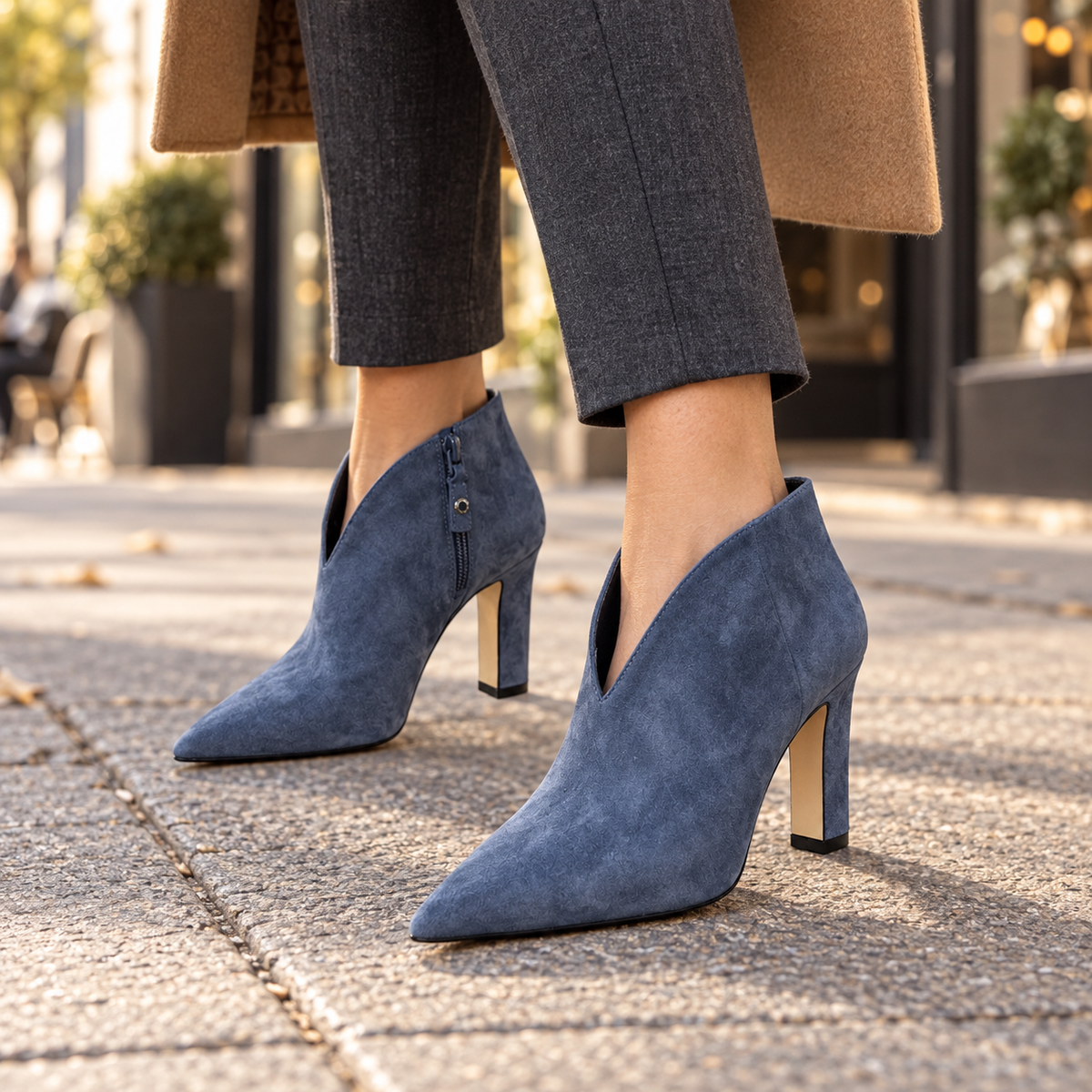 Cole Haan Viana 75 Blue Suede Pointed-Toe Shooties – Women’s 6B