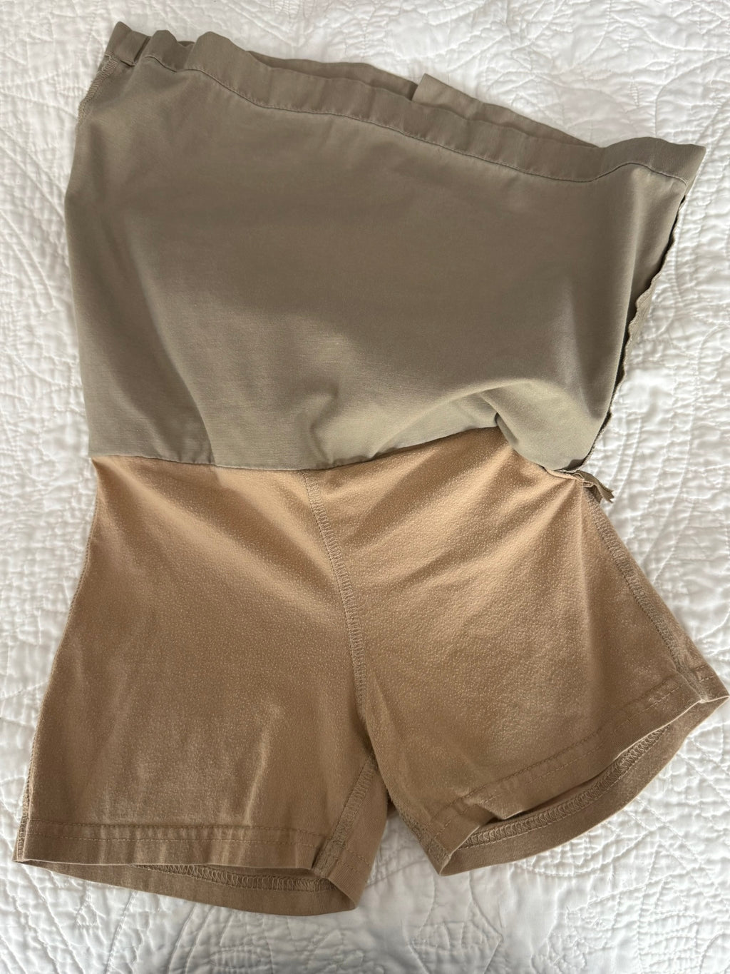 Lands' End Girls' Khaki School Uniform Skort with Built-In Shorts – Size 7